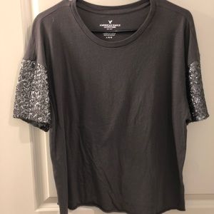 AE Sequin Sleeve T •